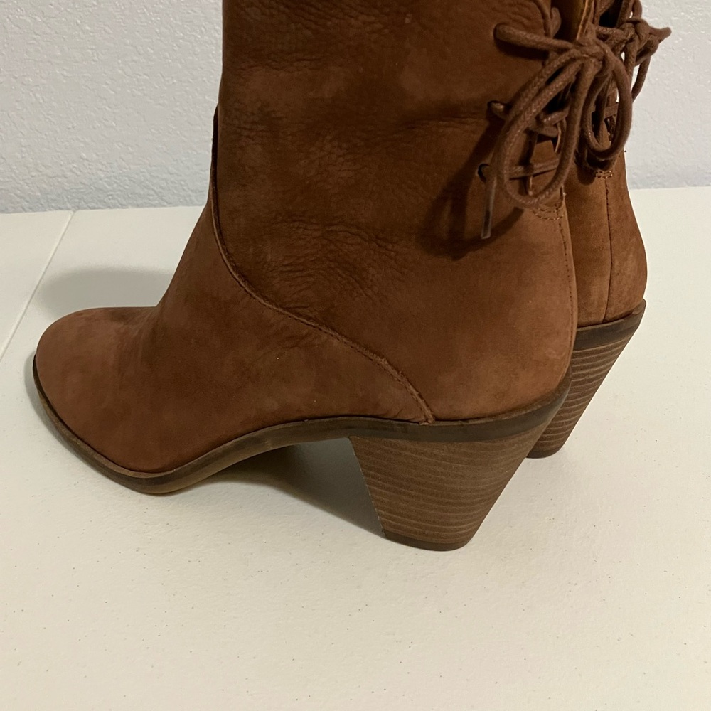 NIB Brown Leather Ankle Boots Lucky Brand Size 8.5 - Picture 1 of 10